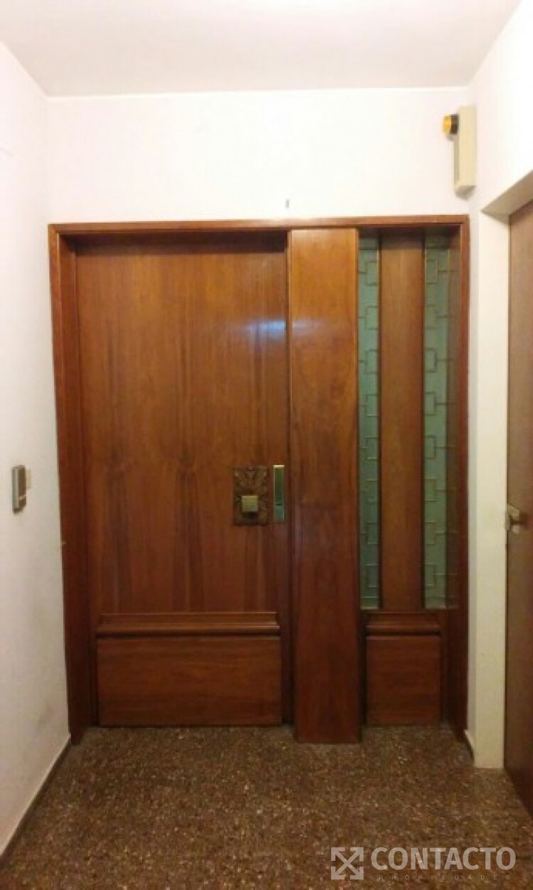 Alquiler de Oficina en Espejo 65 | Inmobiliaria Contacto