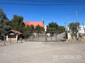 Barrio Cerrado - Pinares del Challao (Lindante Iglesia)