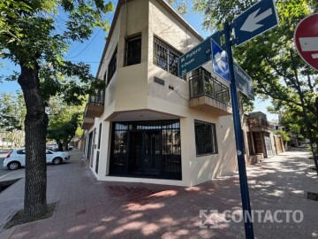 Local comercial en Luzuriaga N° 126 esquina Palero