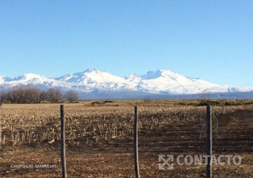 Ruta Provincial Nº 181, a 17 km al este de la Ruta Nacional Nº 40 y a 30 km de la ciudad de Malargüe