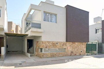 Antartida Argentina & Tropero Sosa - Complejo cerrado, La Puntilla